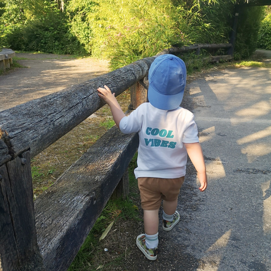 Cool Vibes - Children's White T-Shirt