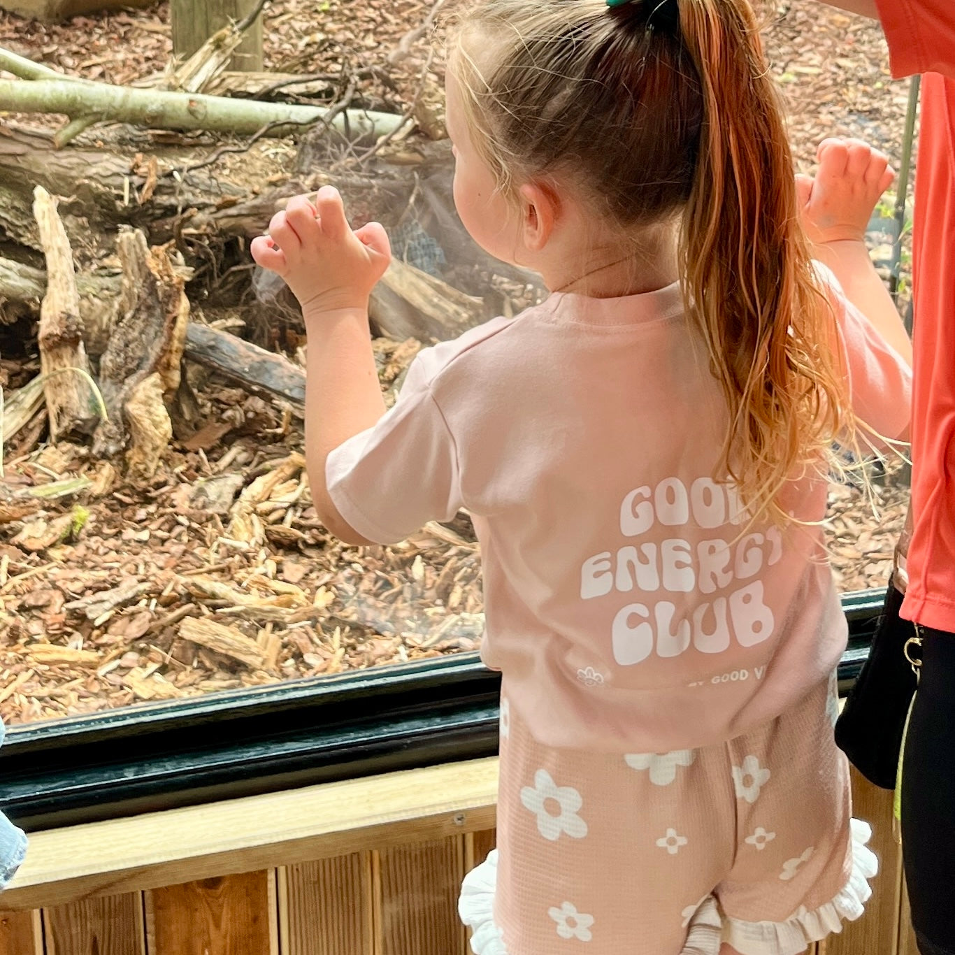 Good Energy Club - Children's Blush T-Shirt